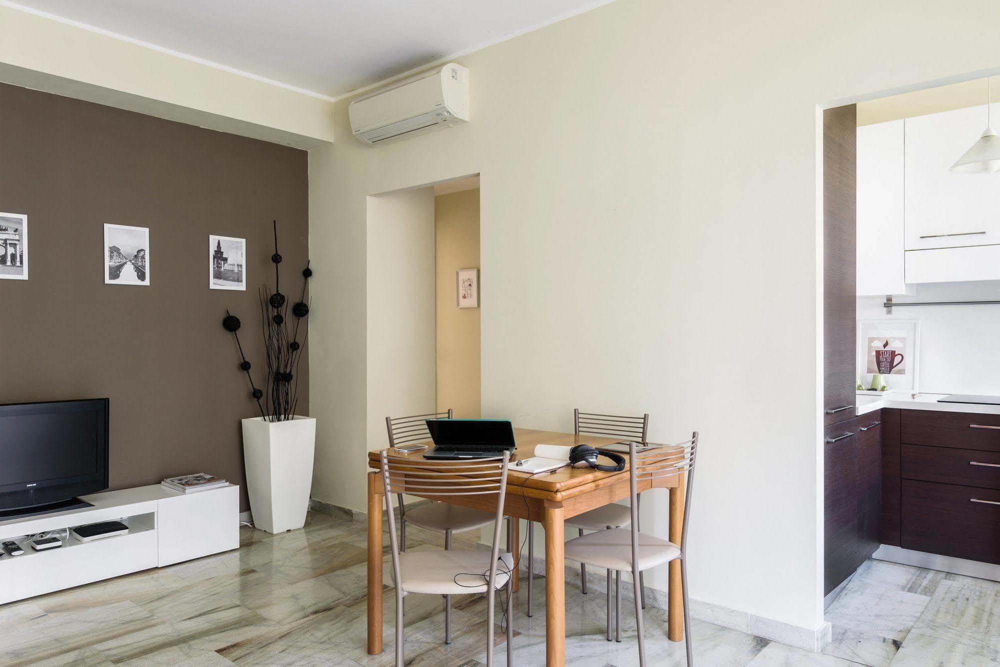 Alcuino Apartment Milano Exteriör bild