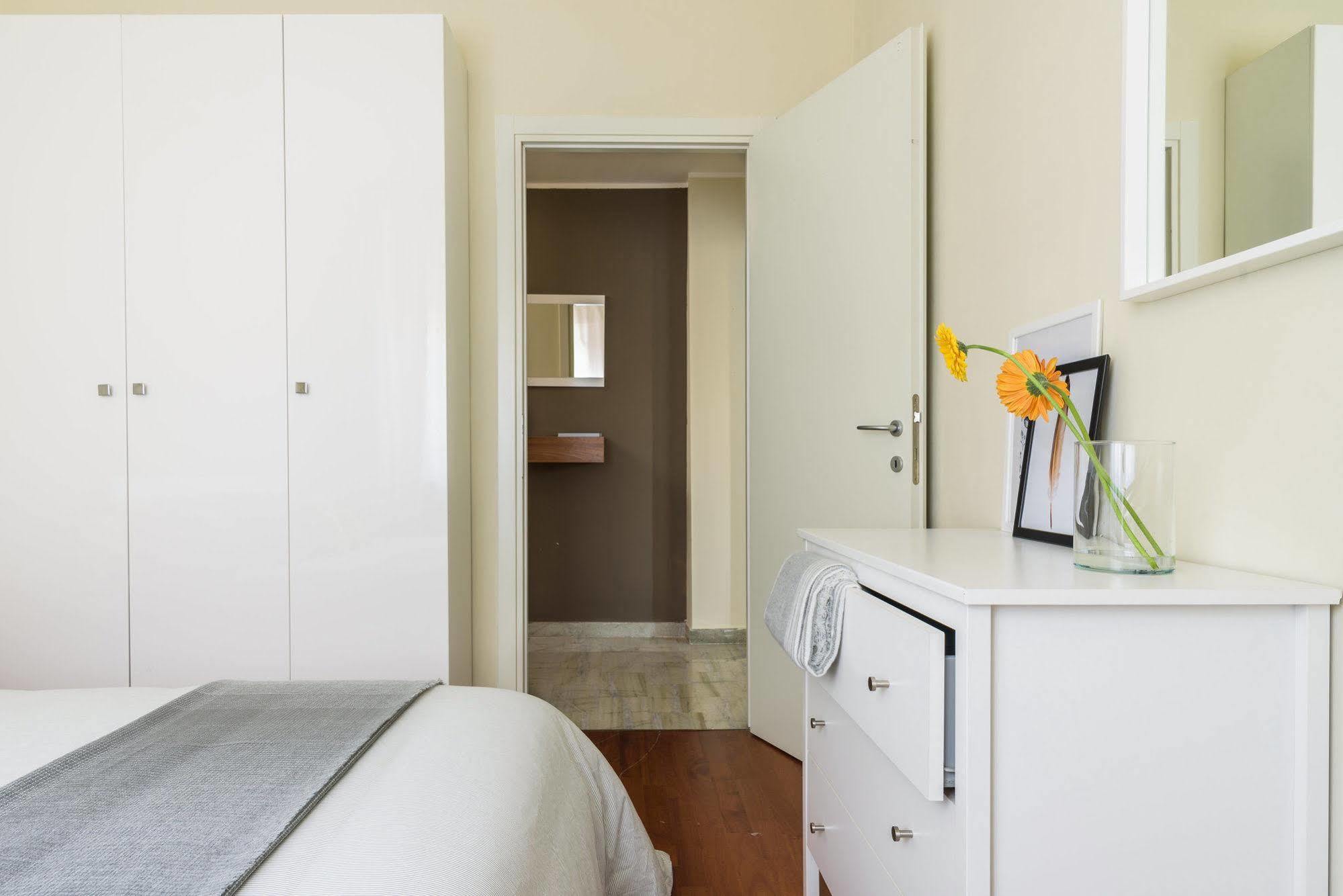 Alcuino Apartment Milano Exteriör bild